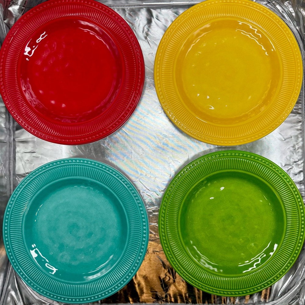 Colorful Melamine Dinner Plate Set (8)